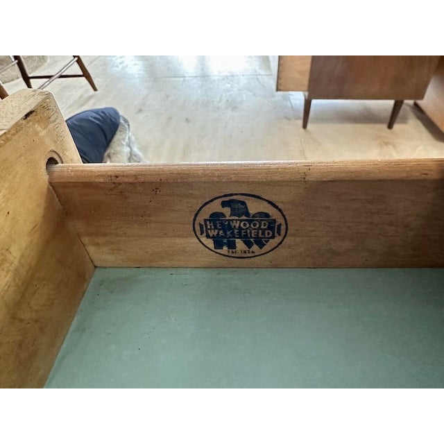 1950s Heywood Wakefield ‘Cadence’ Rare Writing Desk For Sale - Image 14 of 15