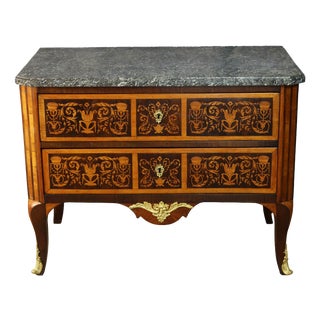 18th Century Chest of Drawers For Sale