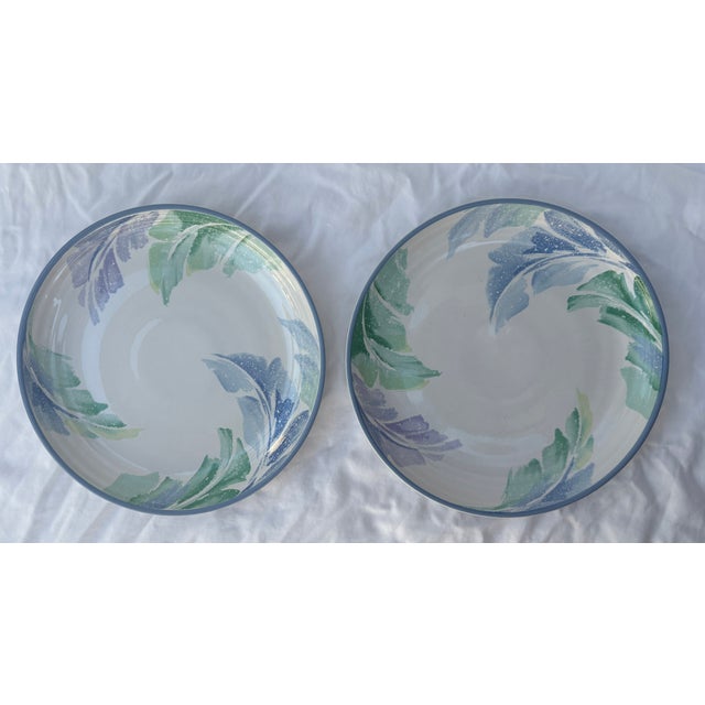 It will feel like there are round watercolor paintings on your table ! Part of the "Palm Leaves" Collection by...