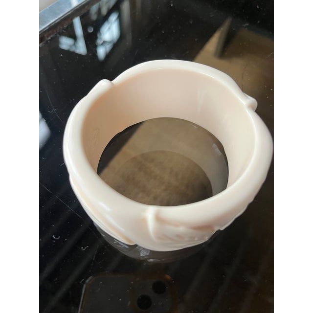 Plastic 1960s Vintage Carved Ivory-tone Bakelite Style Bangle Bracelet For Sale - Image 7 of 9