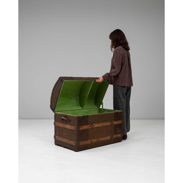 19th Century French Wooden Trunk For Sale In Greensboro - Image 6 of 18