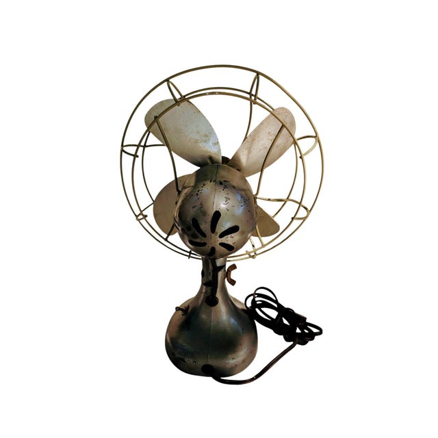 Industrial Vintage Oscillating Electri Desk Fan Emerson 1940 For Sale - Image 3 of 6