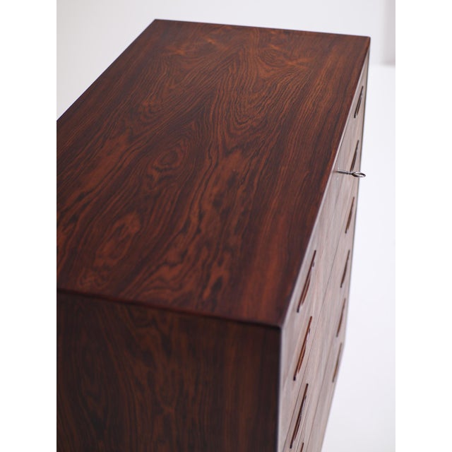 Kingwood Chest of Drawers by Henry Rosengren Hansen, 1960s For Sale - Image 15 of 18