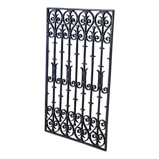 Antique Cast Iron Grill For Sale