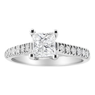 14K White Gold 1 1/5 Cttw 4-Prong Set Princess Diamond Classic Engagement Ring Ring Size 8 For Sale