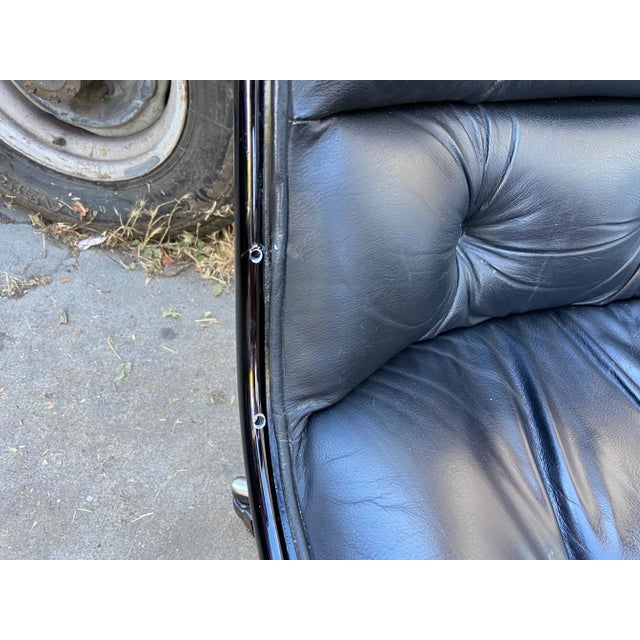 Mid-Century Modern 1980s Knoll Charles Pollock Chair For Sale - Image 3 of 11