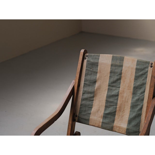 French Folding Campaign Chair in Wood and Striped Canvas, 1900s For Sale - Image 13 of 16