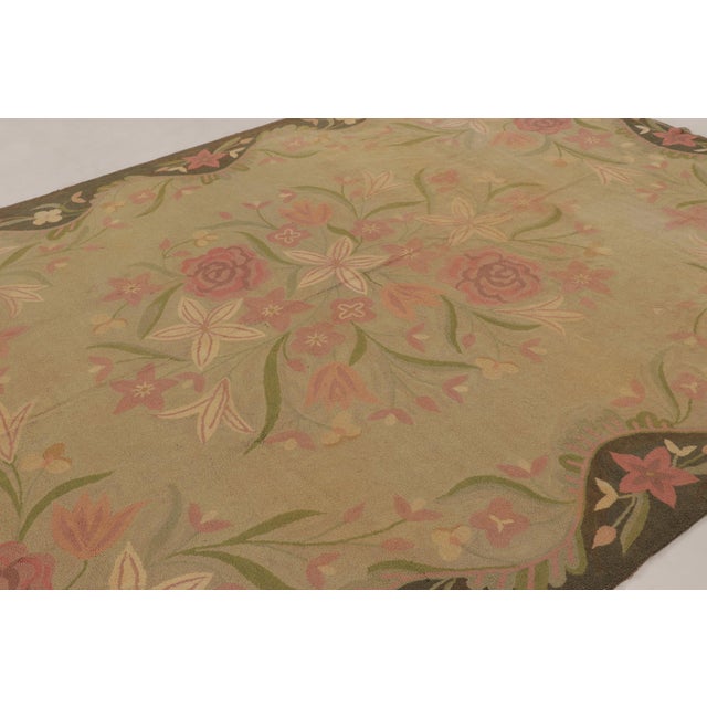 Antique 20th Century Hooked Floral Rug With Colorful Bouquet Design - Rug & Kilim For Sale In New York - Image 6 of 11
