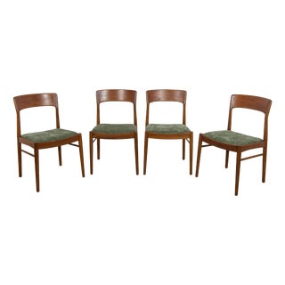 Mid-Century Teak Model 26 Dining Chairs by Henry Kjærnulf for Korup Stolefabrik, Denmark, 1960s, Set of 4 For Sale