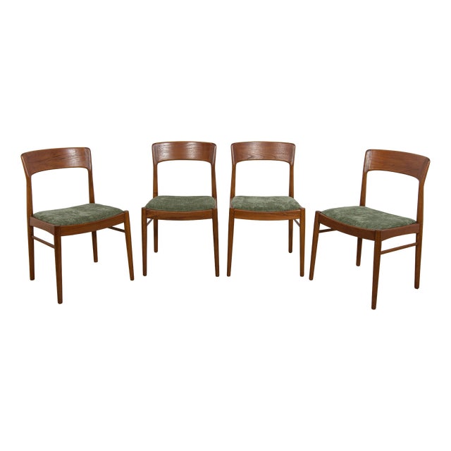 Mid-Century Teak Model 26 Dining Chairs by Henry Kjærnulf for Korup Stolefabrik, Denmark, 1960s, Set of 4 For Sale