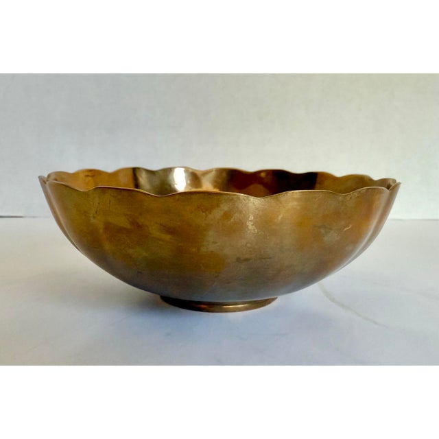 Mid-20th Century Scalloped Brass Finger Bowl For Sale In Los Angeles - Image 6 of 9