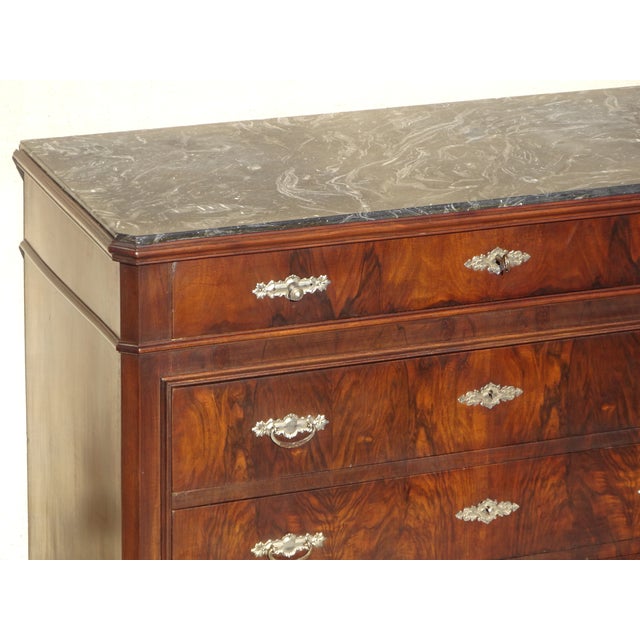 Louis Philippe Chest of Drawers in Walnut and Burl Walnut from Befos For Sale - Image 4 of 18