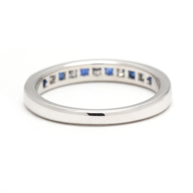 0.40ctw Sapphire & Diamond Band Ring, 18k White Gold, Ring Size 5.25 For Sale - Image 4 of 7