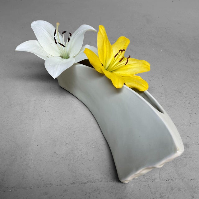 Ceramic Japanese Minimalist Modernist Ceramic Ikebana Vase, 1980s For Sale - Image 7 of 18