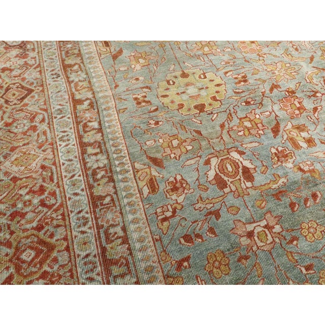 Early 20th Century Handmade Persian Mahal Room Size Carpet in Rust and Seafoam For Sale In New York - Image 6 of 10