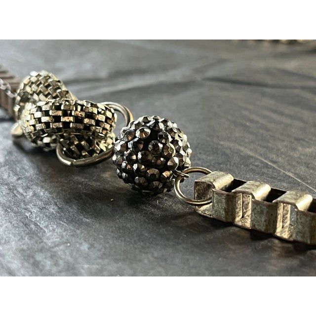 Les Bernard Vintage 1980s Sculptural Link Necklace With Mesh Knots & Textured Beads For Sale - Image 4 of 10