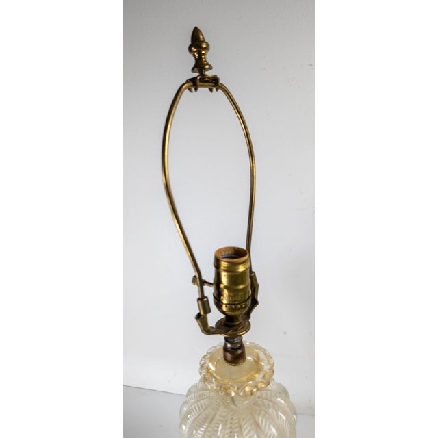 White Mid-Century Modern Italian Murano Glass Table Lamp, Possibly Seguso For Sale - Image 8 of 14