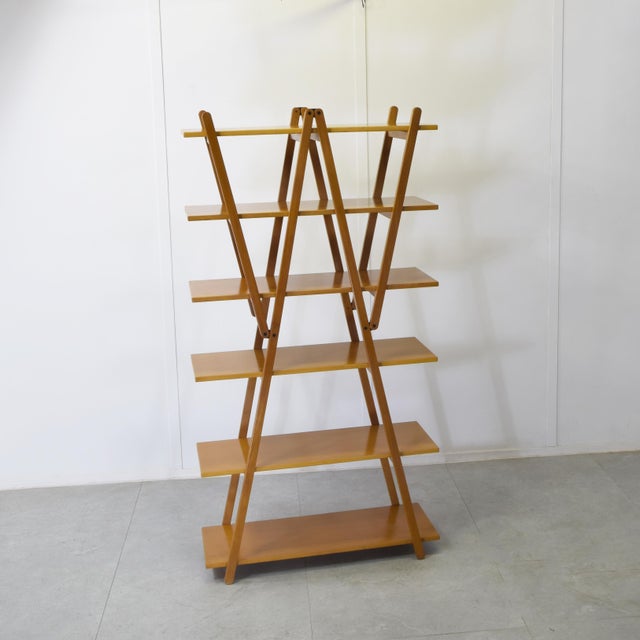 Wood Bookcase in Beech with Matt Finish by Vico Magistretti for Cassina, 1980s For Sale - Image 7 of 11