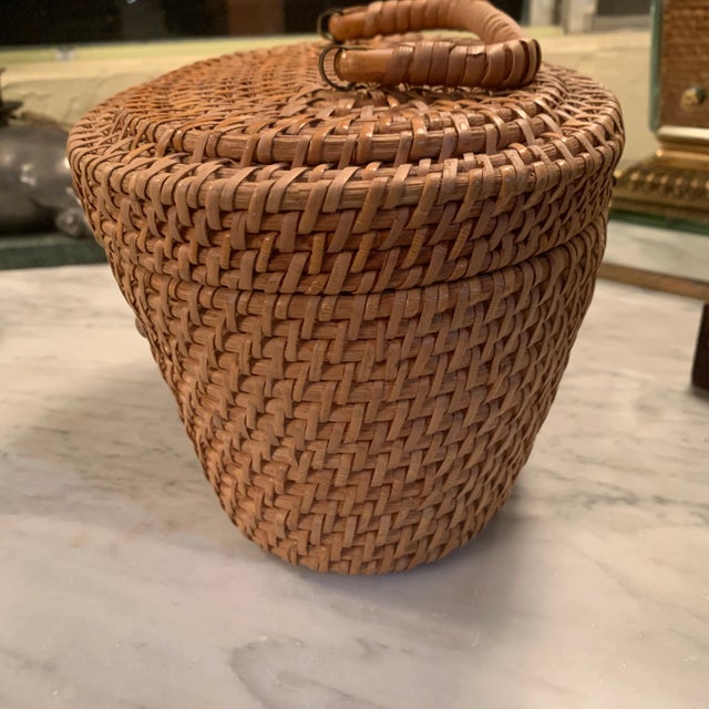 Boho Chic Vintage Asian Wicker Brass Lunch Basket or Purse For Sale - Image 3 of 10