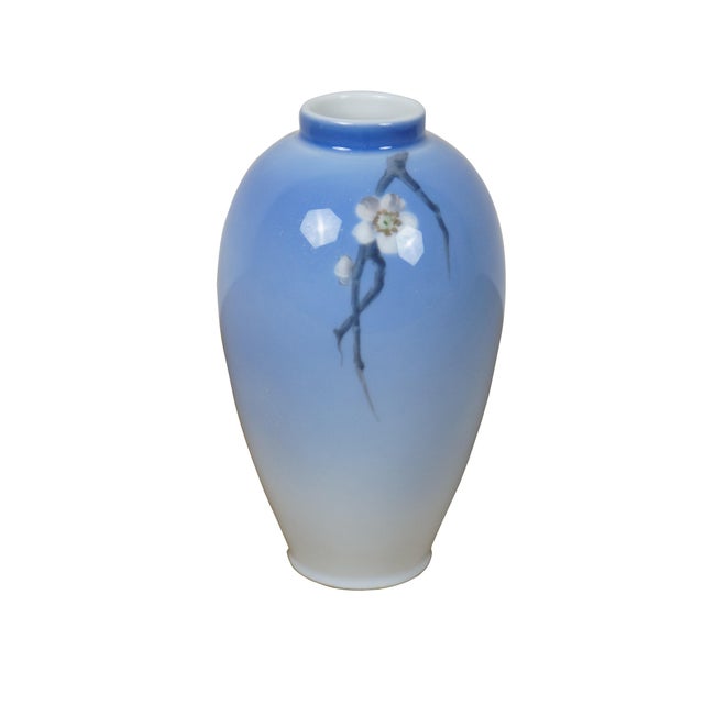 Traditional Mid 20th Century Royal Copenhagen 2301 Cherry Blossom Dragonfly Bud Vase Urn For Sale - Image 3 of 12