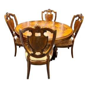 A.r.t. Old World Dining Set