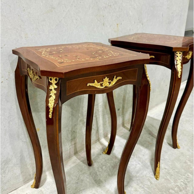 French Style Walnut Wood Louis XVI Small Side Table Set For Sale In Miami - Image 6 of 6
