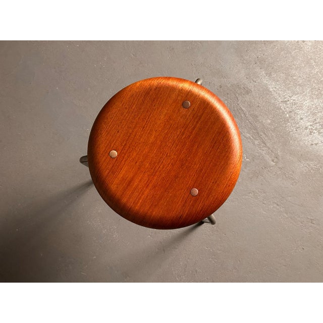 Vintage Dot Stool 3170 by Arne Jacobsen for Fritz Hansen, 1954 For Sale - Image 9 of 9