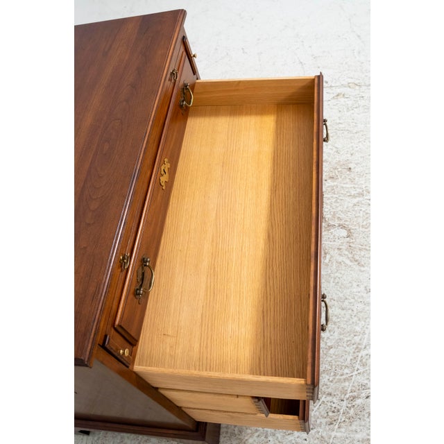 1970s Henkel Harris Cherry 4 Drawer Bachelors Chest For Sale - Image 5 of 18