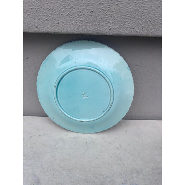 German Majolica Morning Glory Plate Circa 1900 For Sale - Image 4 of 4