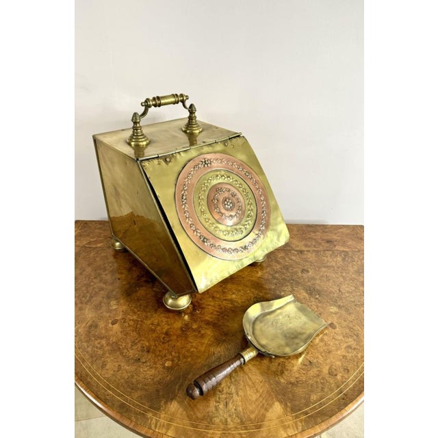 Gold Antique Victorian Brass and Copper Coal Box, 1880 For Sale - Image 8 of 8