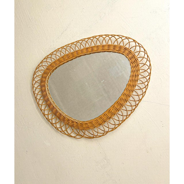 Wood Asymmetrical Teardrop Rattan Wall Mirror in the style of Franco Albini, 1960s For Sale - Image 7 of 11