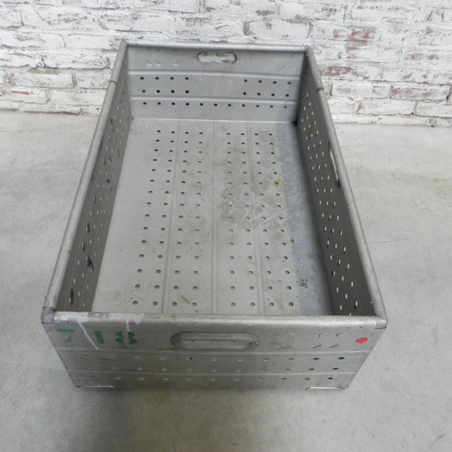 Vintage Industrial Aluminum Trunk, 1960s For Sale - Image 13 of 18