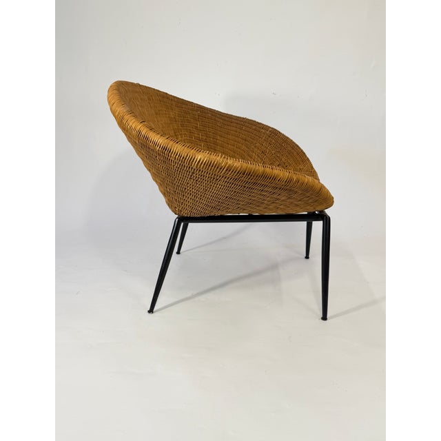 Mid-Century Modern Sculptural Italian Wicker Armchair For Sale - Image 3 of 9