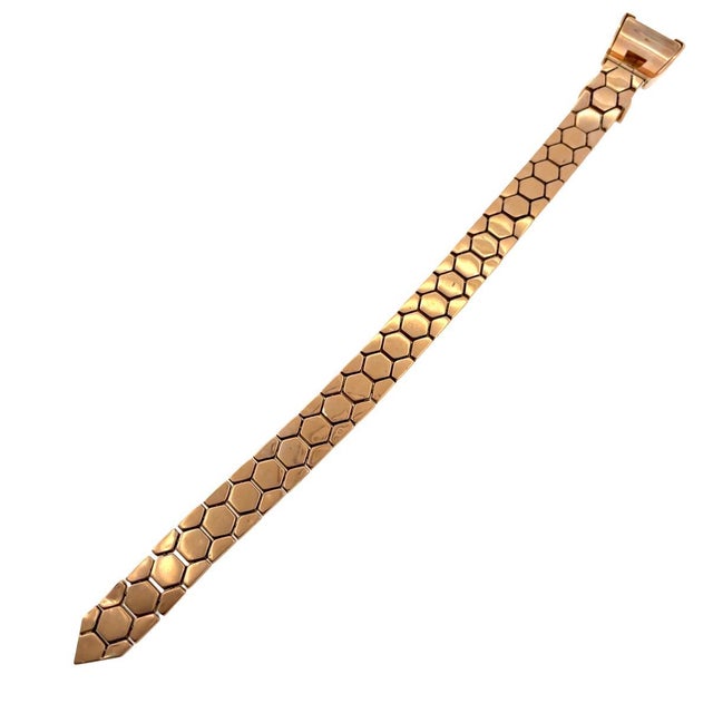 Metal 1940s Retro 18k Rose Gold Honey Comb Buckle Bracelet For Sale - Image 7 of 8