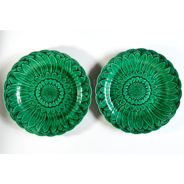 Pair of Green Wedgwood Etruria Majolica Plates With Sunflowers - 1877 For Sale - Image 9 of 9