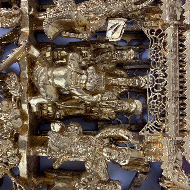 Early 20th Century Carved Gilt Wood Chinese War Scene Panel For Sale - Image 4 of 10