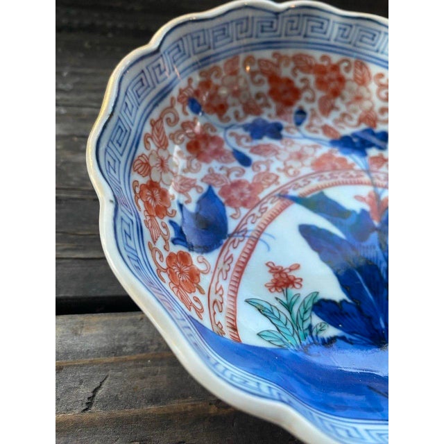Antique Japanese Arita Imari Scalloped Porcelain Bowl – Hand Painted Blue & Iron Red For Sale - Image 4 of 13