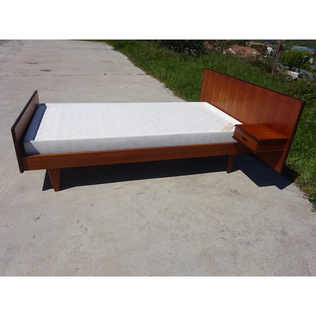 Vintage Teak Bed with Integrated Nightstand, 1960s For Sale - Image 15 of 18