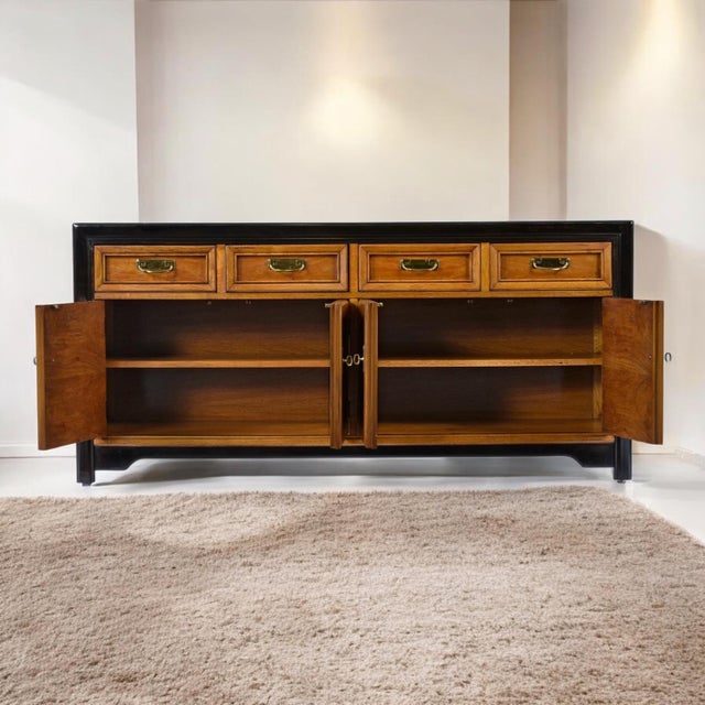 Chinoiserie Thomasville Embassy Wood Inlay Chinoiserie Inspired Brass Accent Credenza For Sale - Image 3 of 18