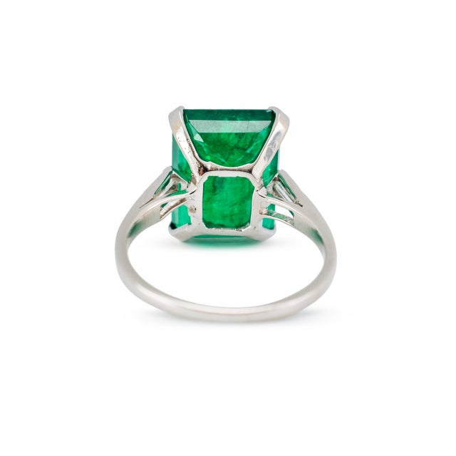 Metal Vintage Platinum 9.77ctw Gia Green Emerald Diamond Three Stone Cocktail Ring, Size 7.75 For Sale - Image 7 of 9