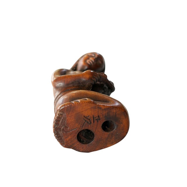 Old Japanese Quality Signed Netsuke Carving of a Young Female For Sale In New York - Image 6 of 9