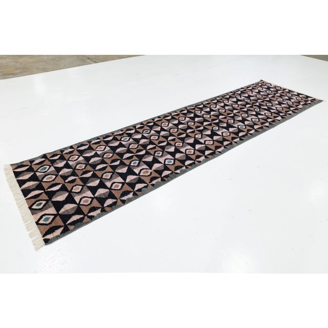Modern Handmade Kilim Wool Runner – Flatweave Abstract by Apadana For Sale - Image 9 of 10