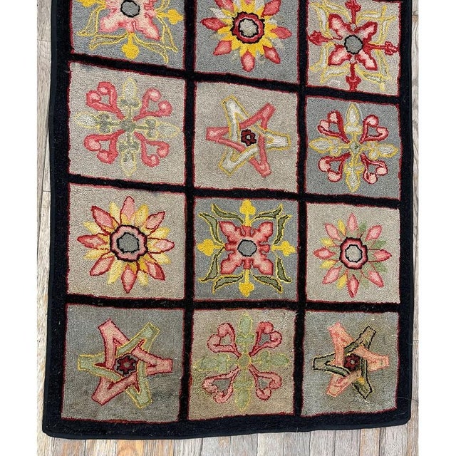 Late 19th Century 1880s Multi Antique Folk Art Geometric Americana Modern Hooked Knotted Wool Rug For Sale - Image 5 of 8