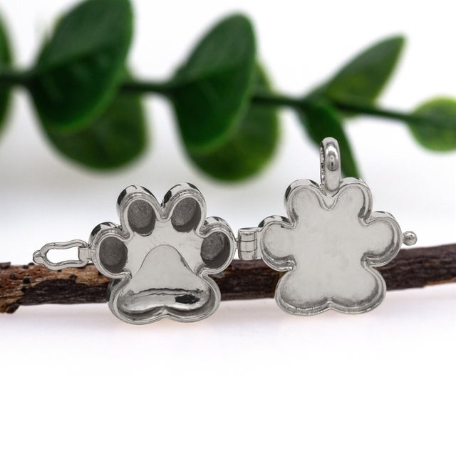 Solid 14k White Gold Paw-Print Locket Pendant - Fine Jewelry For Sale In Columbus - Image 6 of 8