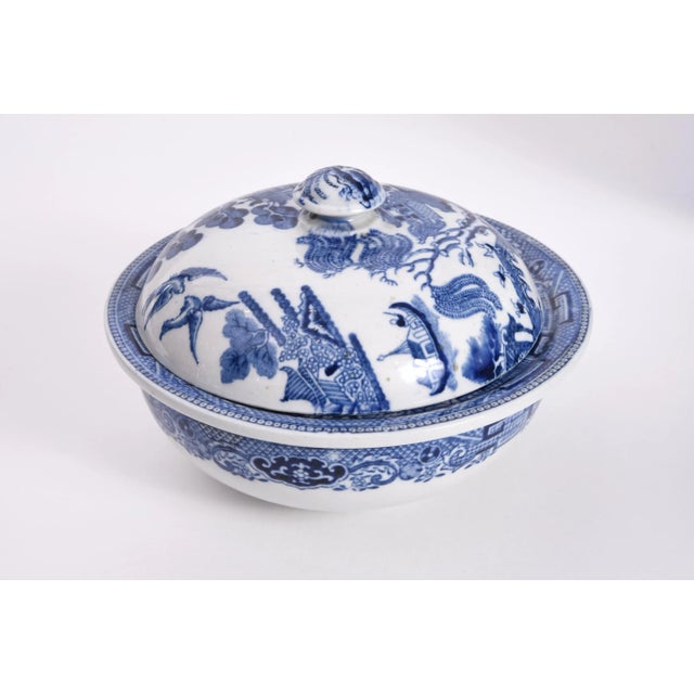 Sky Blue Wedgwood England Porcelain Dinnerware - 5 Piece Set For Sale - Image 8 of 12