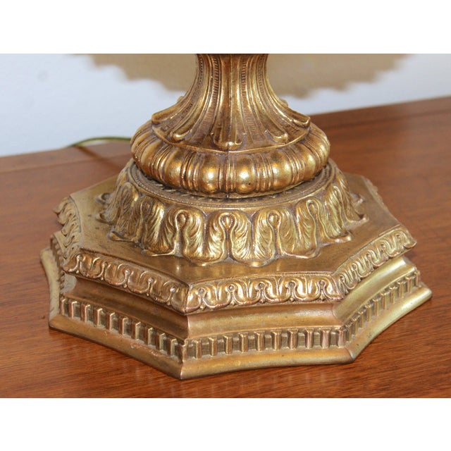 1960s Hollywood Regency Brass & Crystal Waterfall Table Lamp For Sale - Image 11 of 17