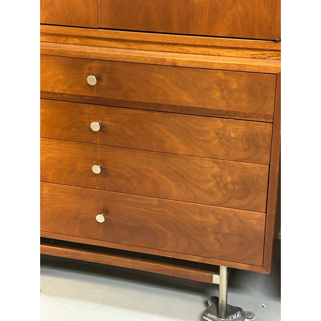 1960s 1960s Kroehler Signature Rosewood & Walnut Highboy Dresser - Mid Century Modern - Vintage For Sale - Image 5 of 7