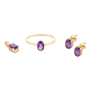 18k Gold Amethyst Jewelry Set Pendant, Ring Size 7 and Stud Earrings - 4 Pieces For Sale