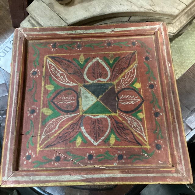 Set of 2 Vintage Small Decorative Red Trays From Pakistan For Sale - Image 4 of 12