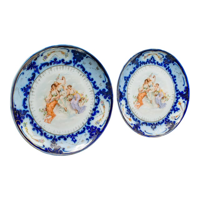 1900's Pair of Antique Display Plates For Sale